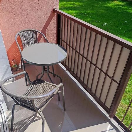 Apartament Frombork Lägenhet Exteriör bild